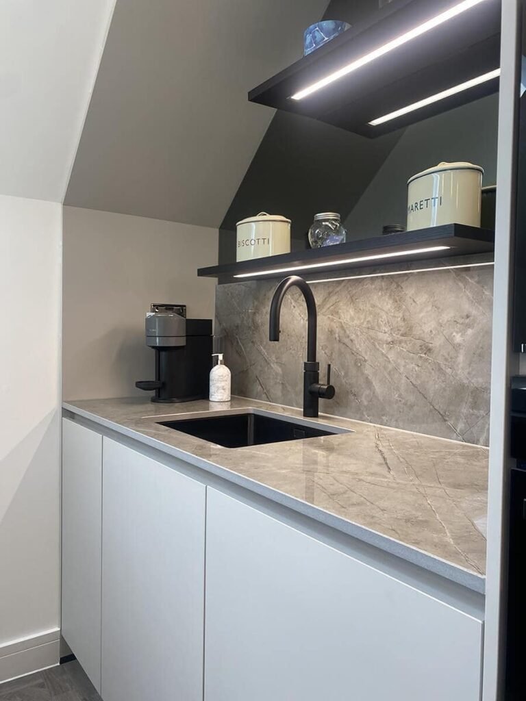 batesey-beach-apartment-002